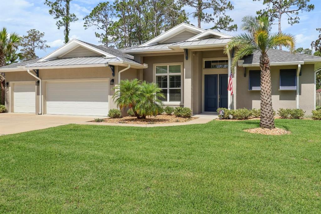 11 WOODSTONE LANE