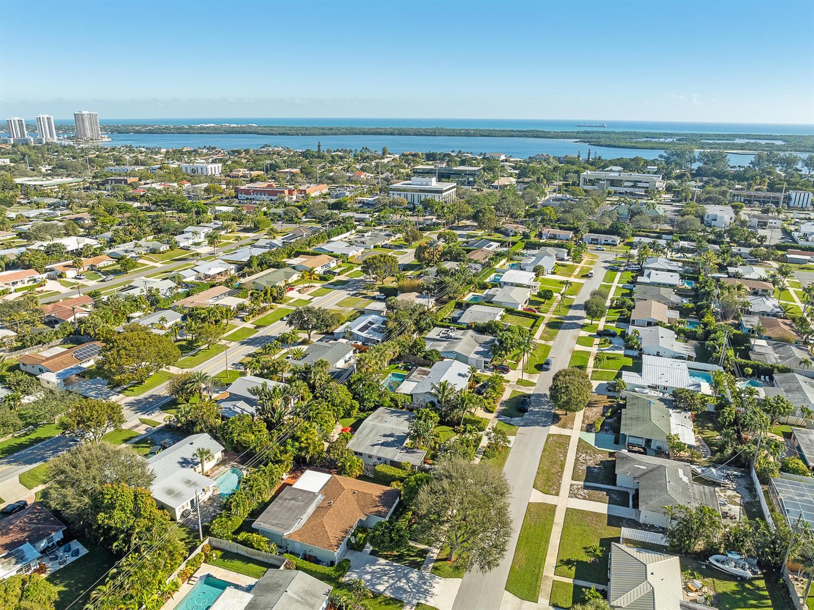 429 Inlet Road, North Palm Beach FL 33408