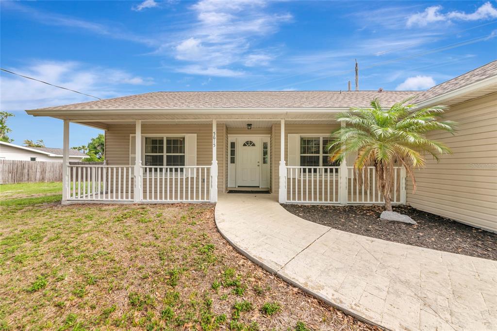 5615 18TH AVENUE E, BRADENTON, FL — photo 2 of 30