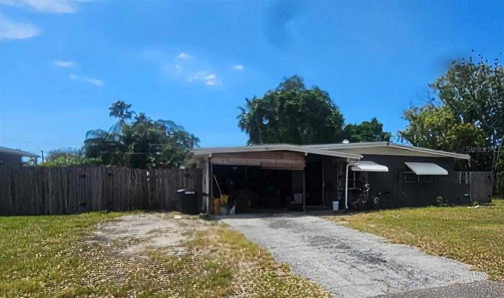 4945 AZALEA DRIVE