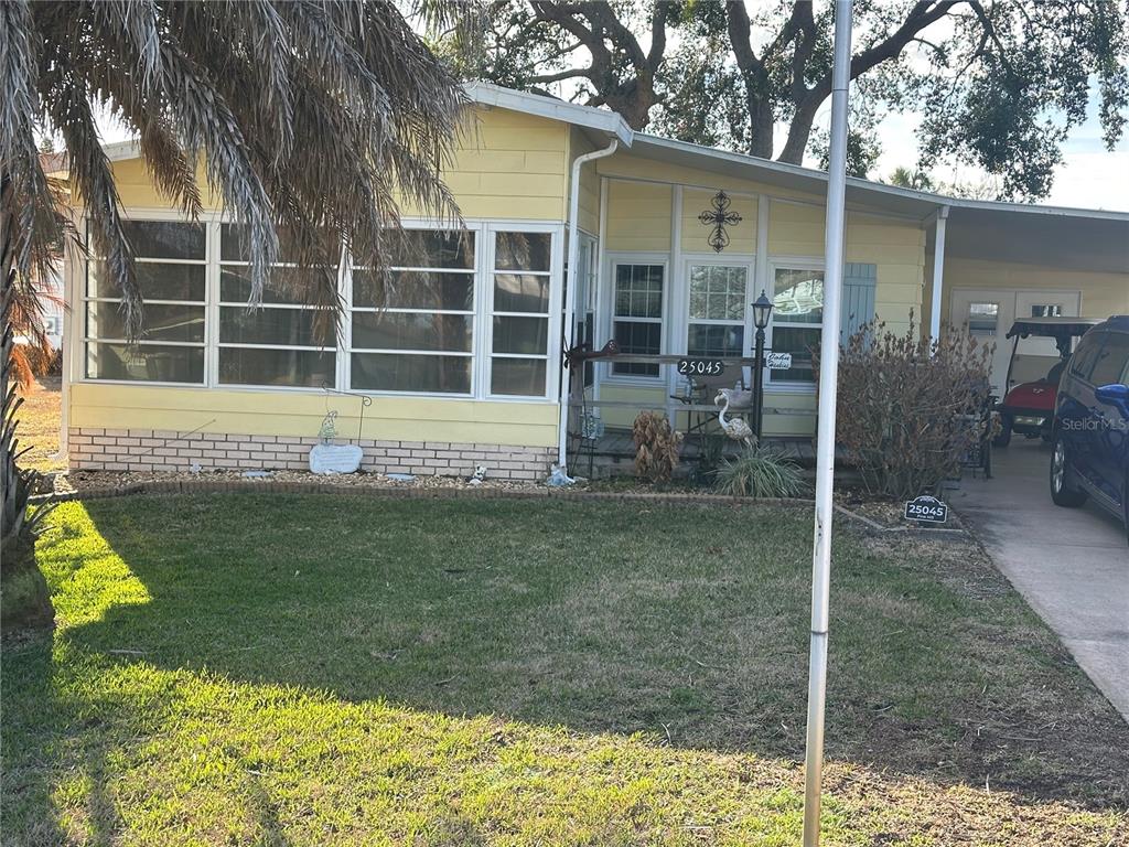 25045 PINE HILL