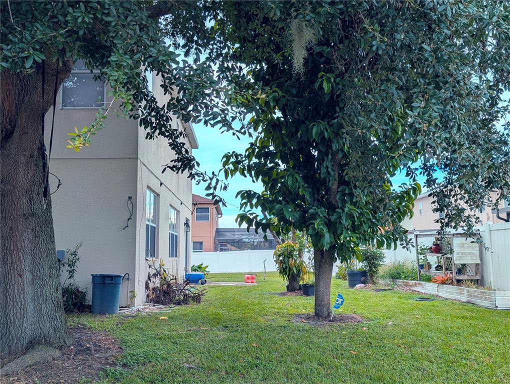 4664 CAVERNS DRIVE, KISSIMMEE, FL — photo 4 of 20