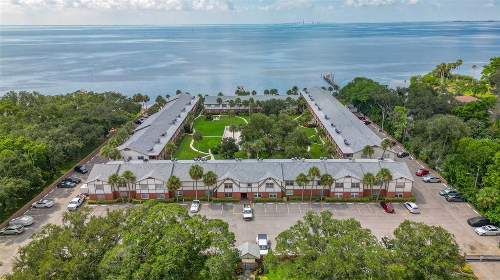 650 PINELLAS POINT DRIVE S UNIT 218