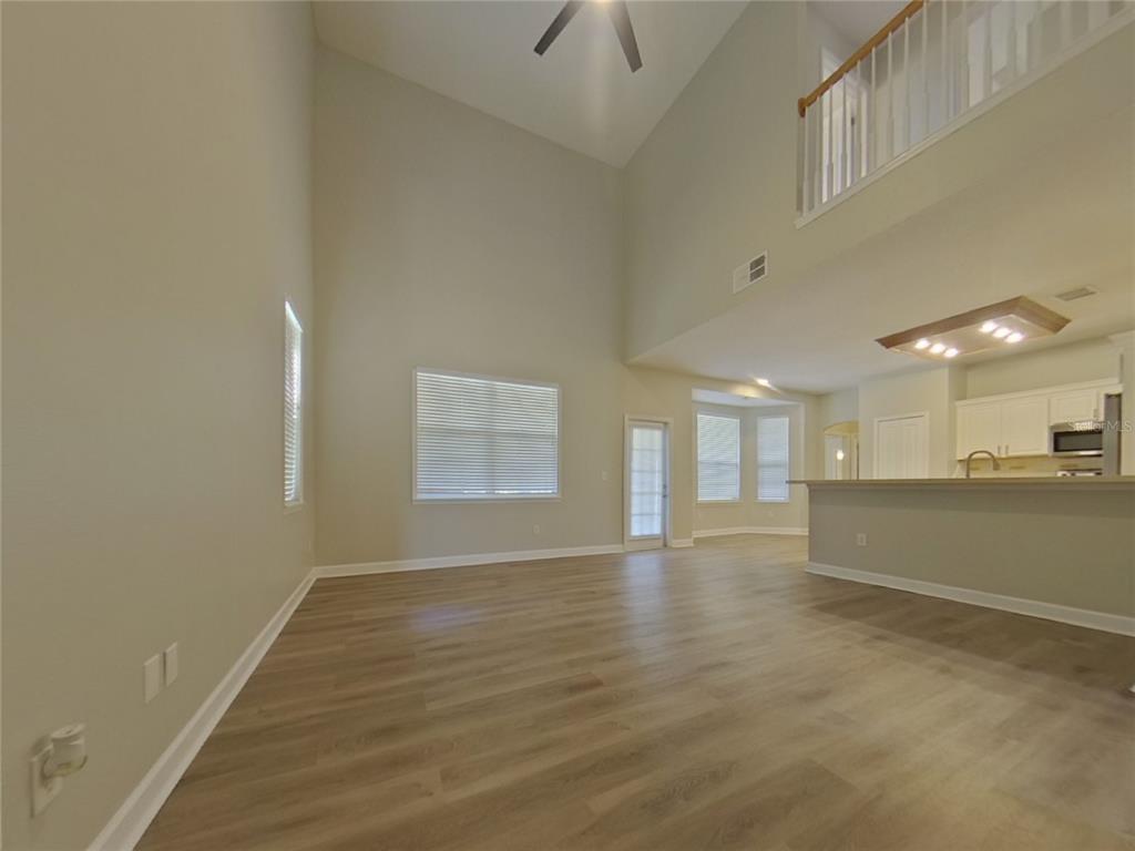 1055 GOLF POINT LOOP, APOPKA, FL — photo 2 of 15