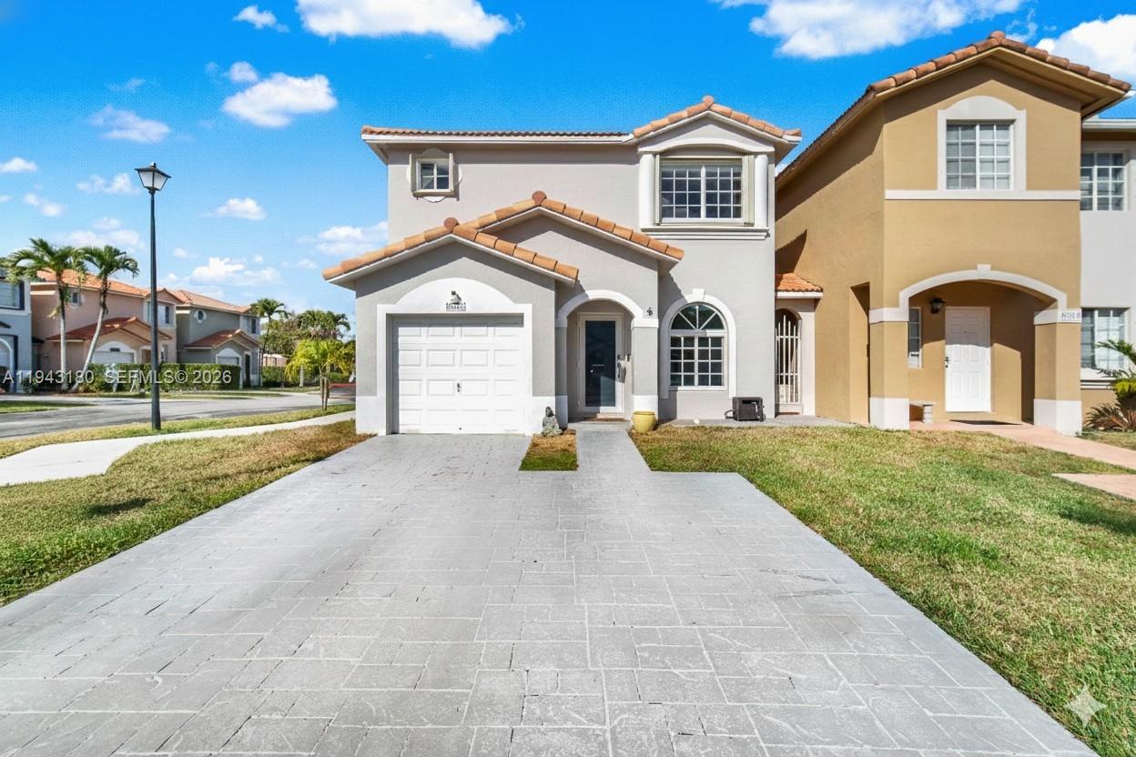 16275 SW 97th St, Miami FL 33196