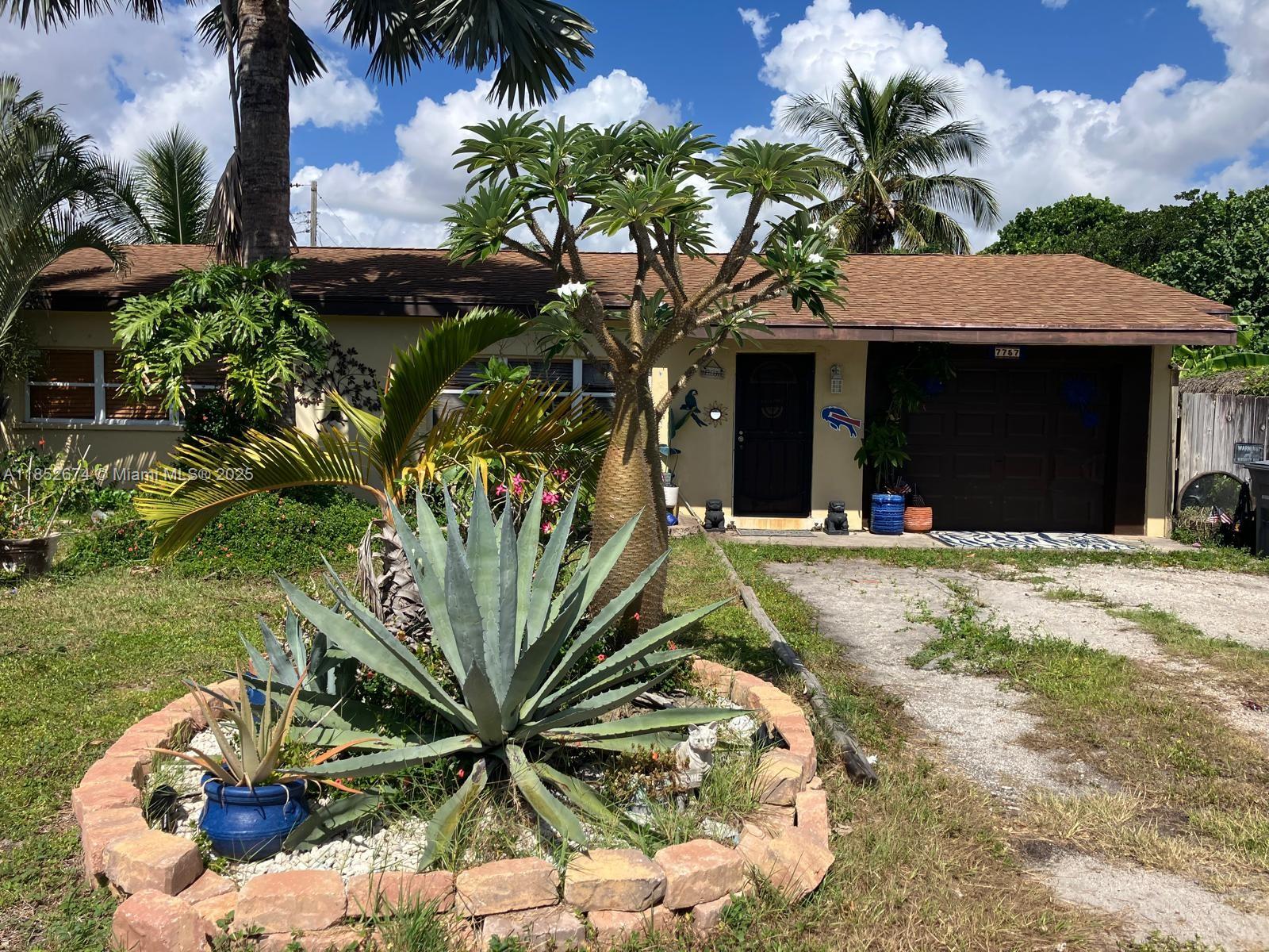 7757 Terrace Rd, Lake Worth FL 33462