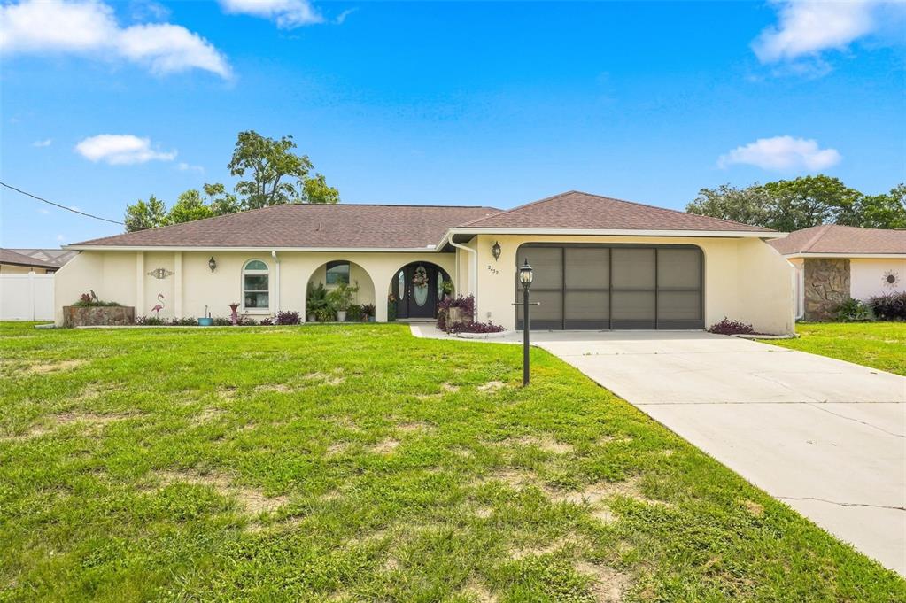 2432 LAKE FOREST AVENUE, SPRING HILL, FL — photo 2 of 30