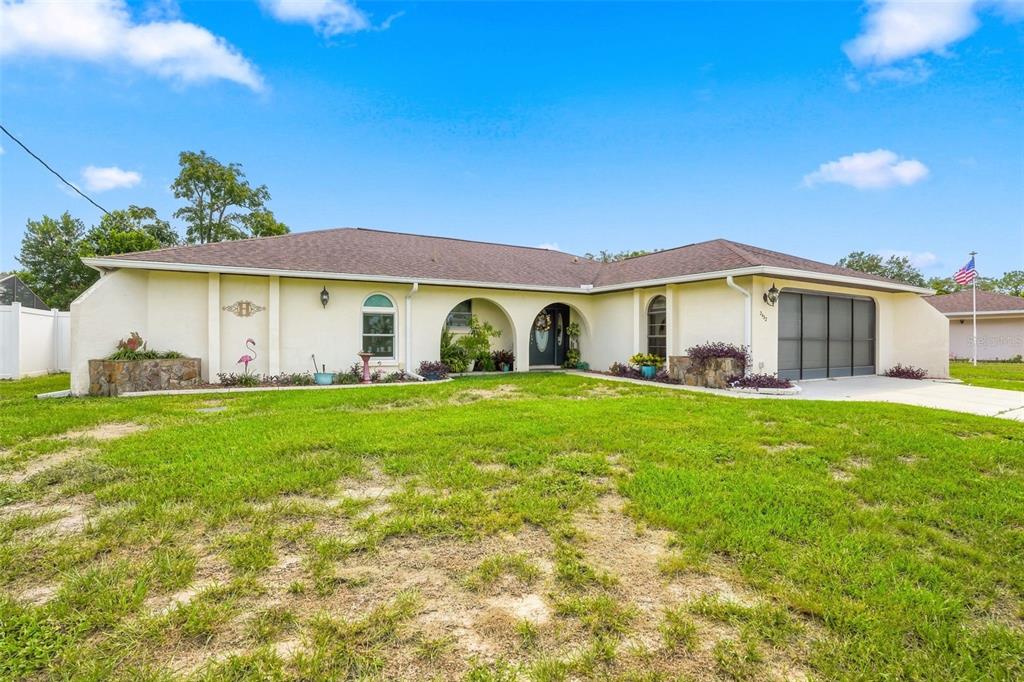 2432 LAKE FOREST AVENUE, SPRING HILL, FL — photo 3 of 30
