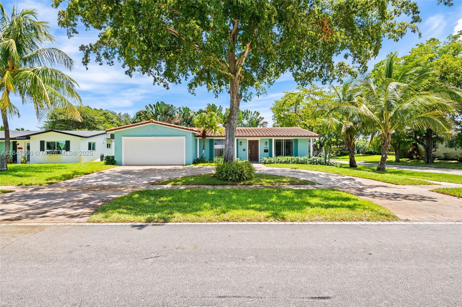 5414 W Park Rd, Hollywood FL 33021