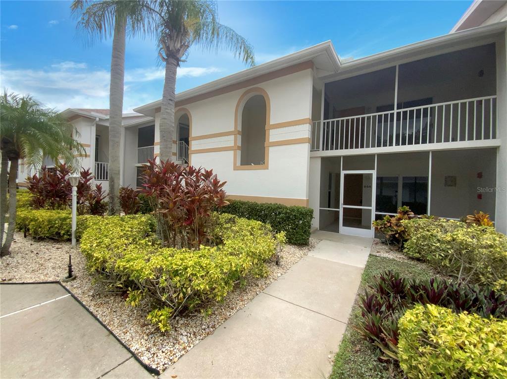 6904 DREWRYS BLUFF UNIT 810