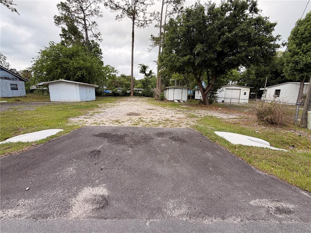 ARMADILLO ROAD, ASTOR, FL — photo 3 of 12