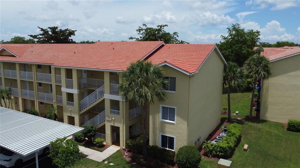 8294 KEY ROYAL CIRCLE UNIT 1631