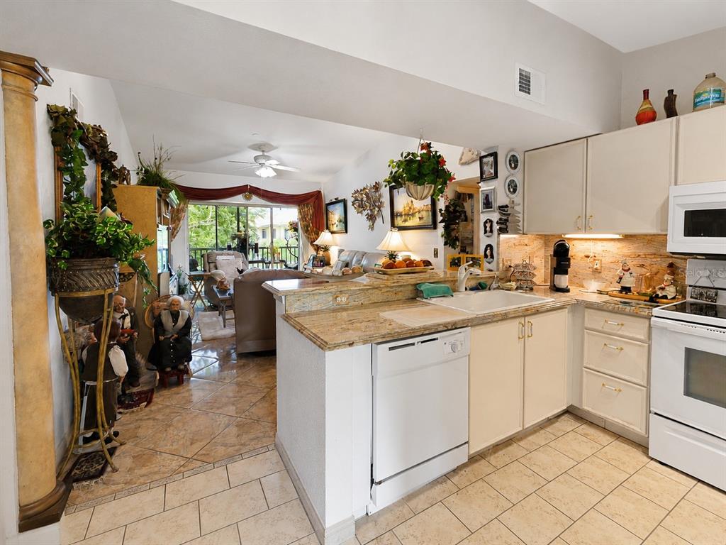 8294 KEY ROYAL CIRCLE UNIT 1631, NAPLES, FL — photo 4 of 30