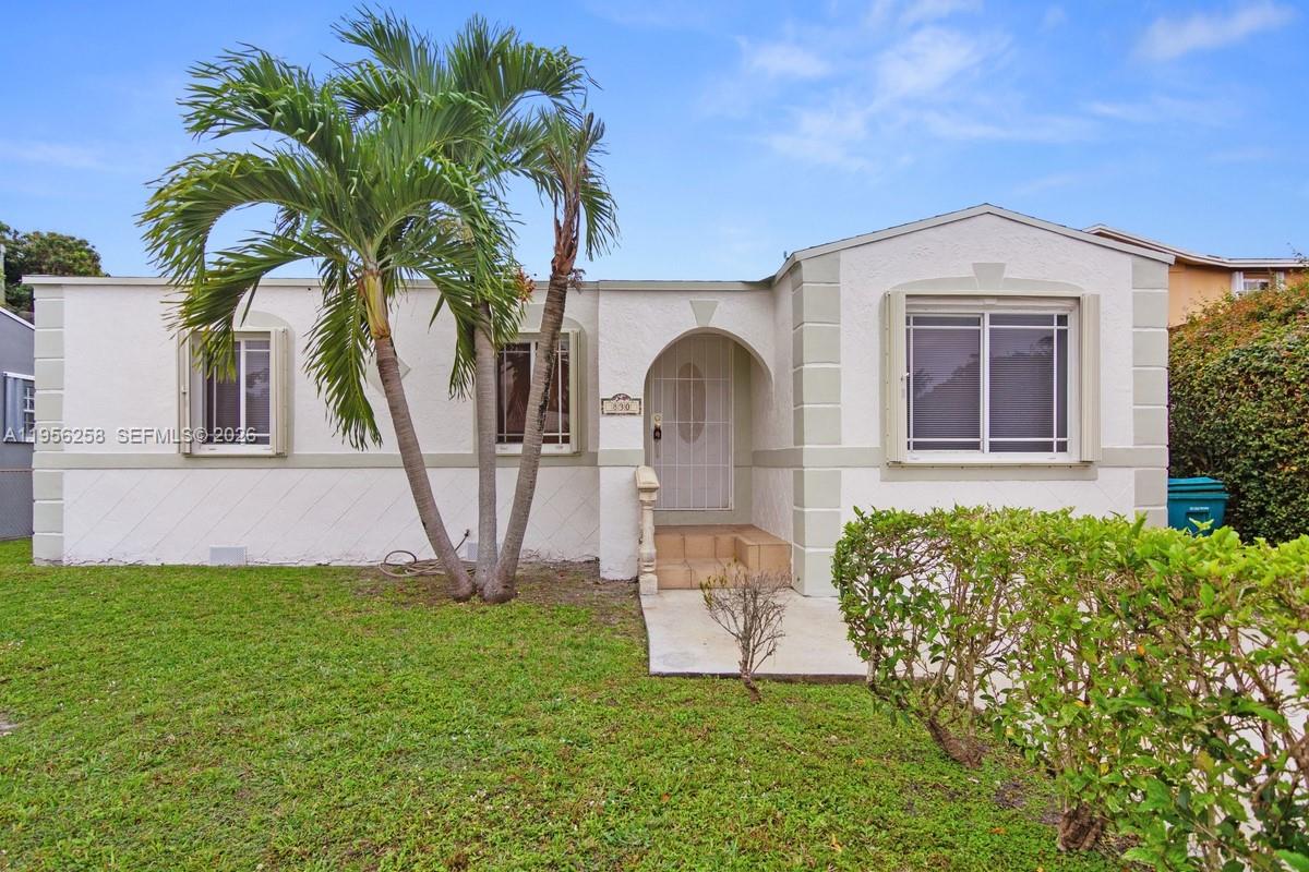 830 NW 74th St, Miami FL 33150