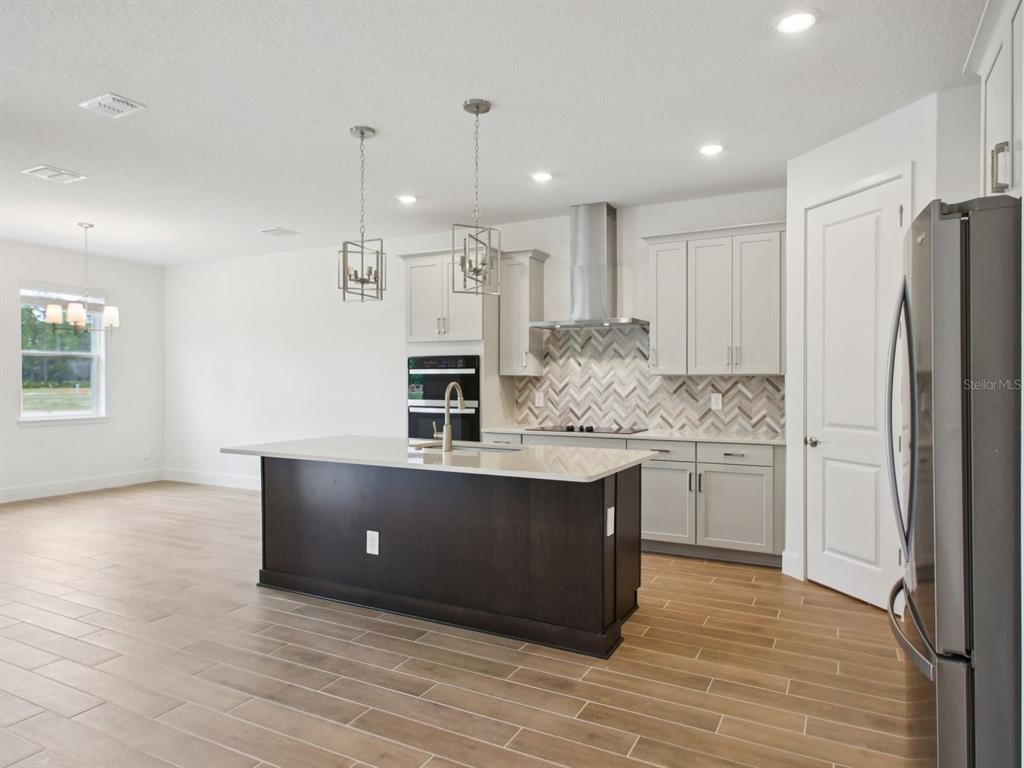 401 BROOKHAVEN TRAIL, ORMOND BEACH, FL — photo 4 of 10