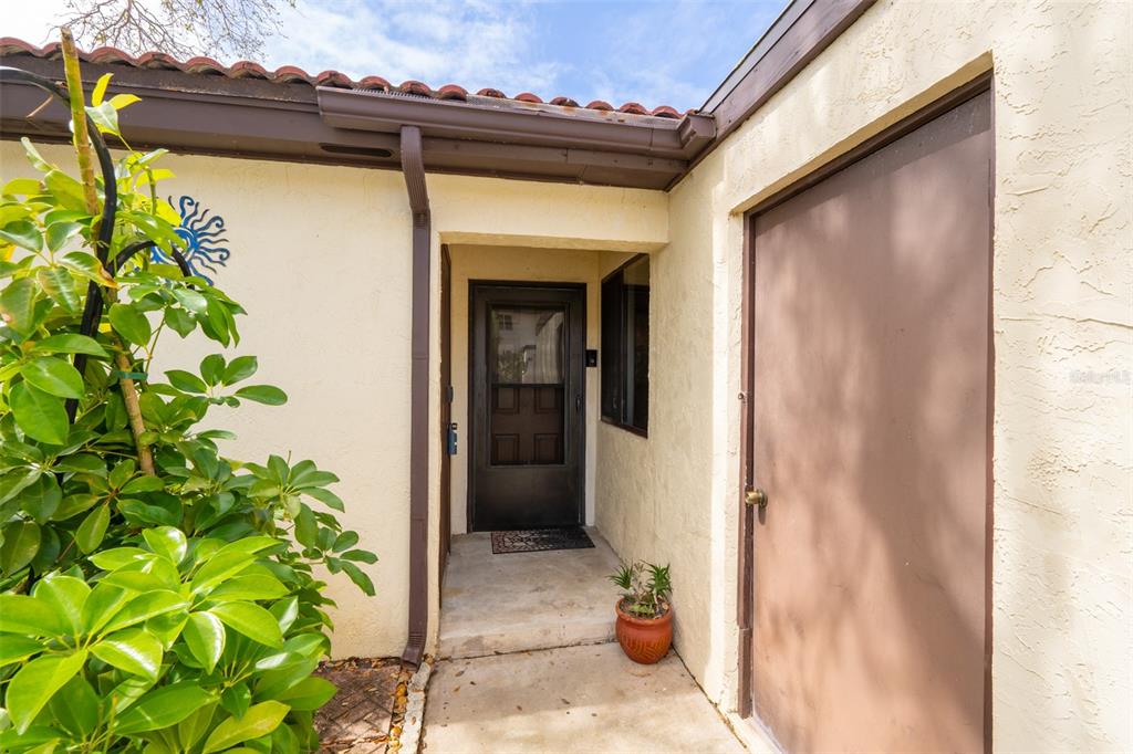 8713 BAY COURT