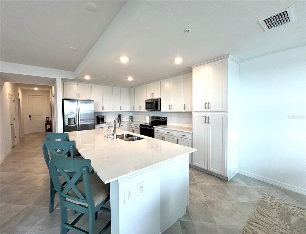 17560 OPAL SAND DRIVE UNIT 207, VENICE, FL — photo 4 of 30