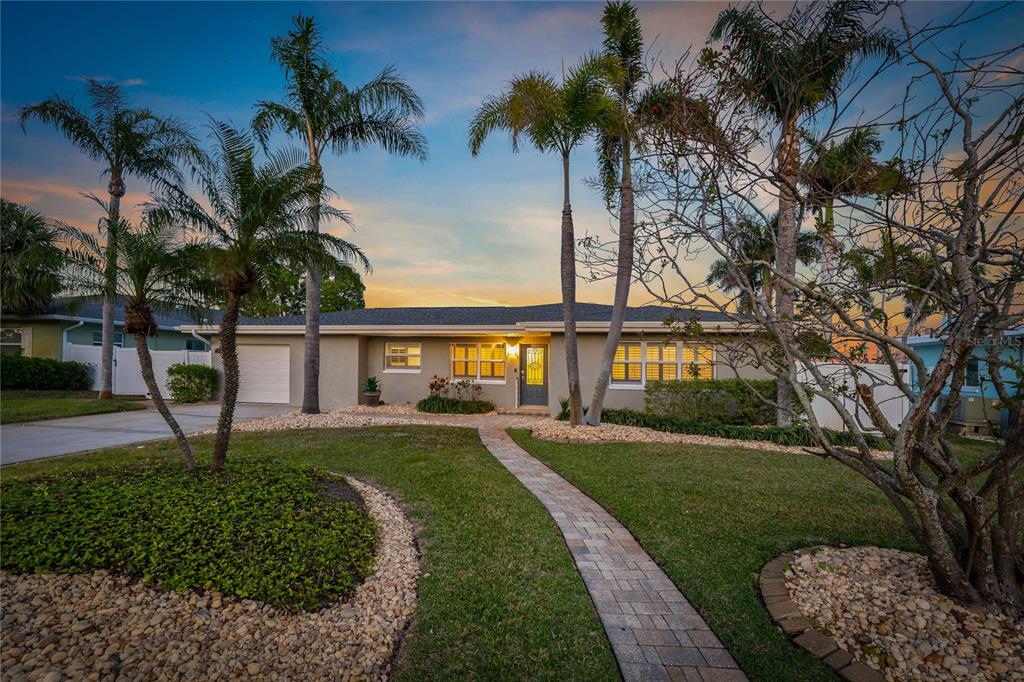 714 BAYSHORE DRIVE