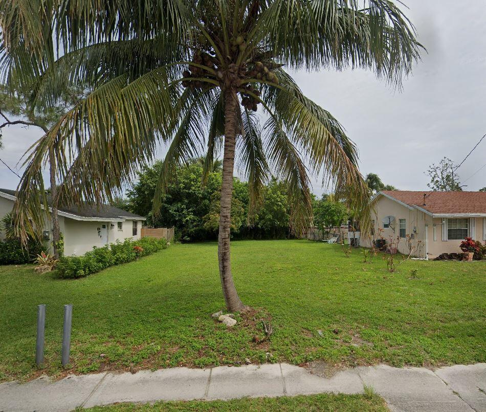 7325 Lantana Road, Lake Worth FL 33467