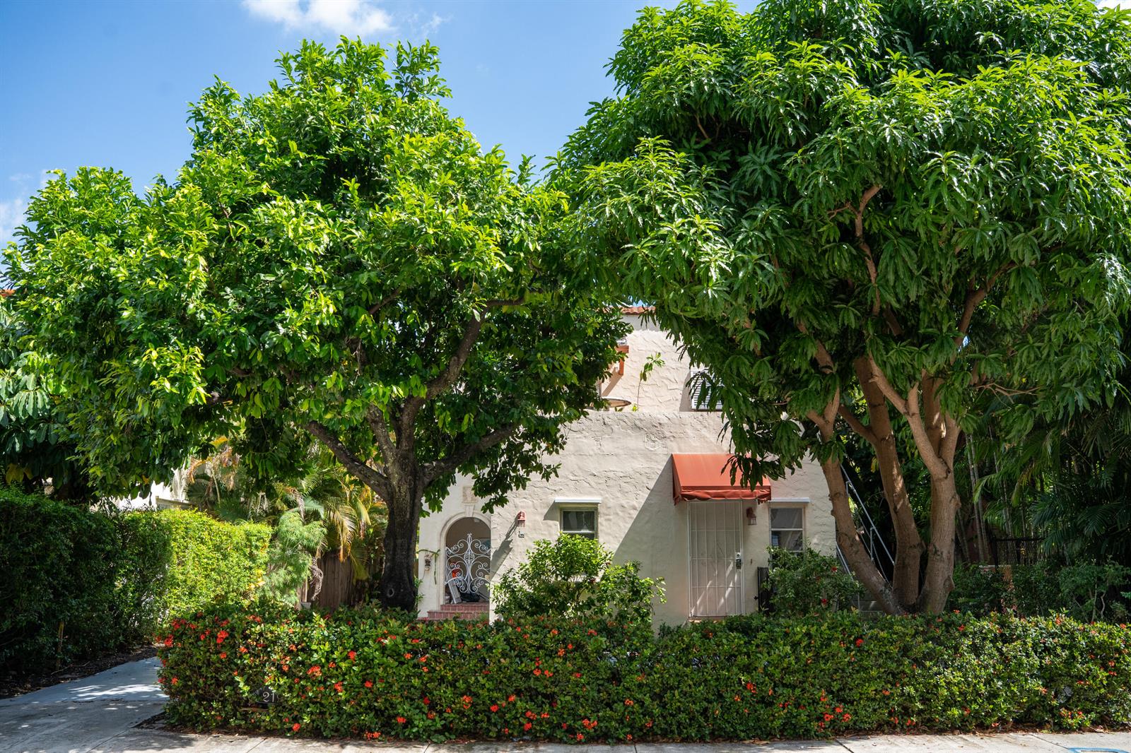 219 Seminole Avenue, Palm Beach FL 33480