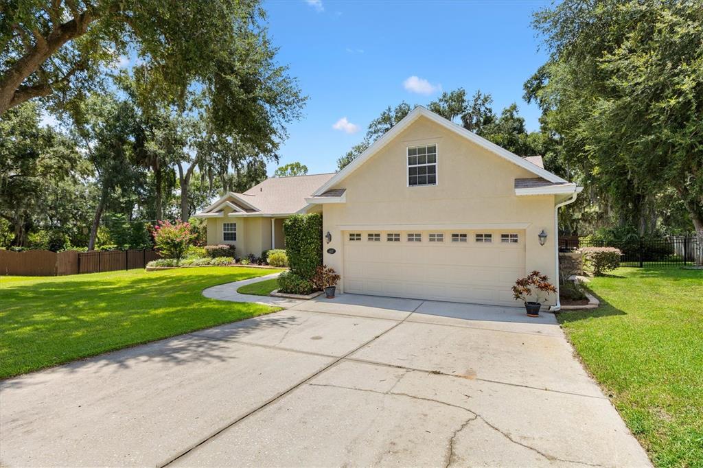 4307 SERENE CIRCLE, FRUITLAND PARK, FL — photo 3 of 30