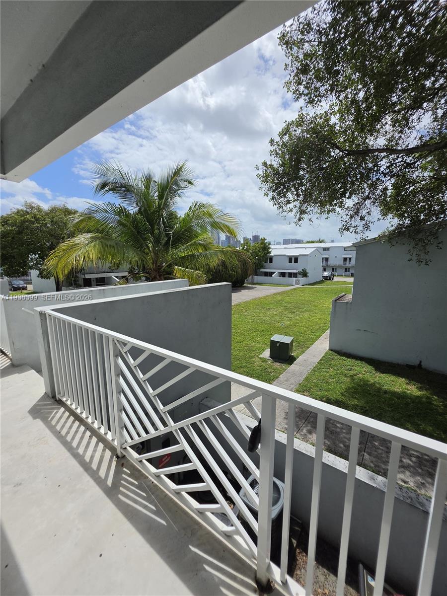 1990 NW 4th Ct # 7, Miami FL 33136