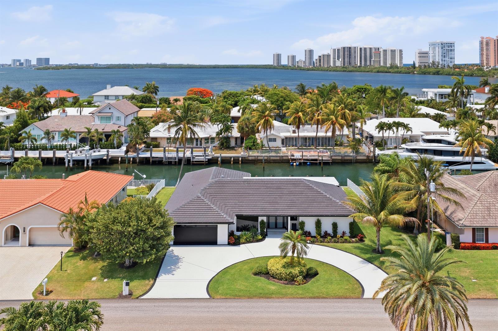1170 Fairview Lane, Singer Island FL 33404