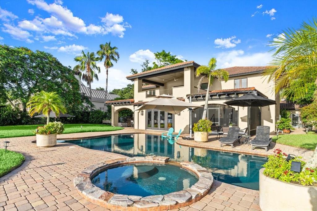 206 CANOVA DRIVE