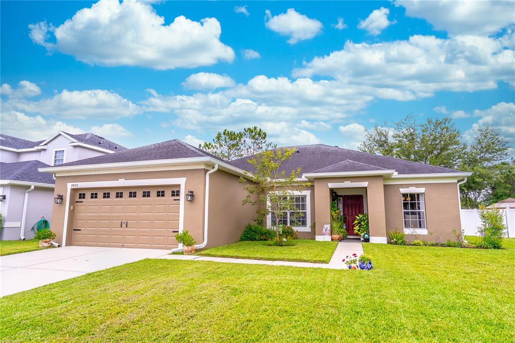 2031 GLORIA OAK COURT