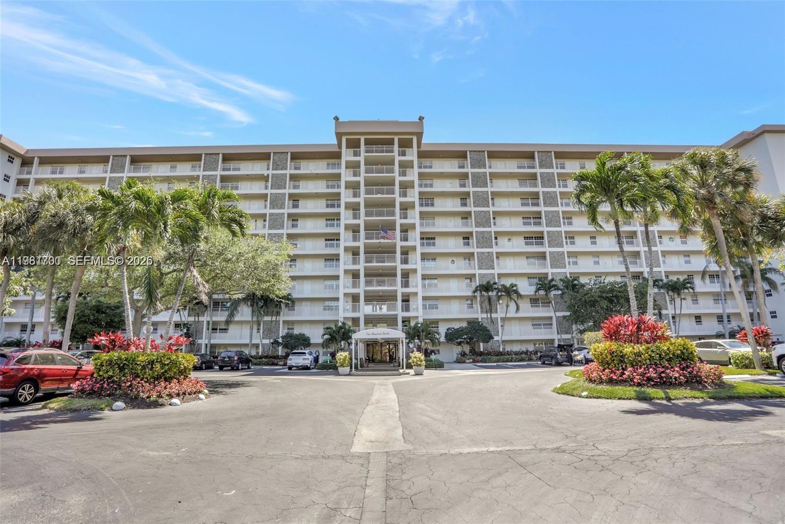 3510 Oaks Way # 806, Pompano Beach FL 33069