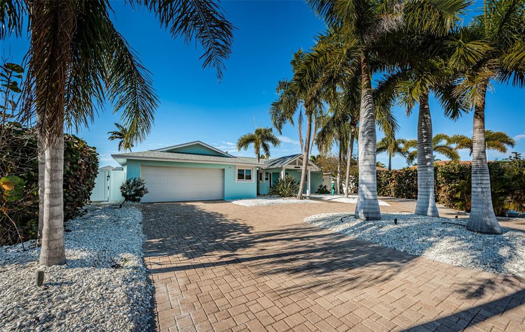 2910 ALTON DRIVE, ST PETE BEACH, FL — photo 5 of 30