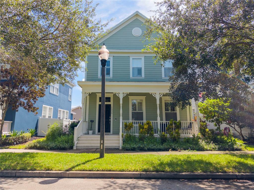 1555 HANKS AVENUE