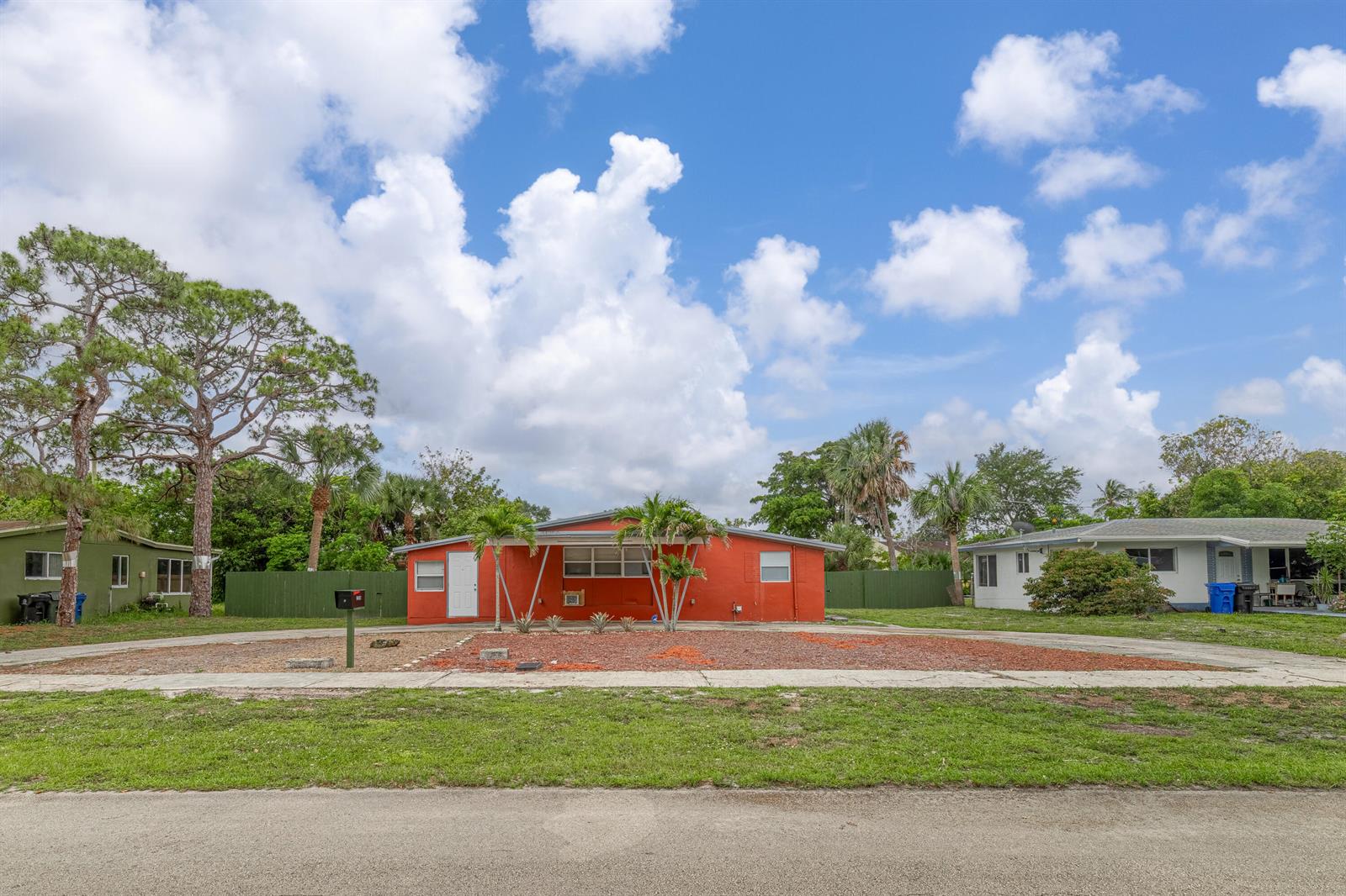 2550 SW 5th Street, Fort Lauderdale FL 33312