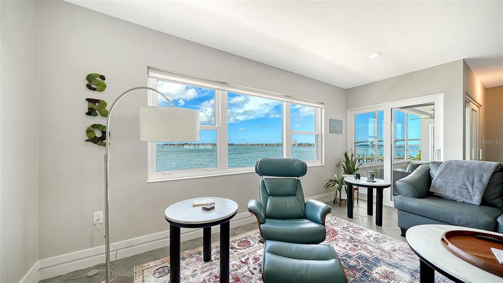 400 GOLDEN GATE POINT UNIT 22, SARASOTA, FL — photo 5 of 30