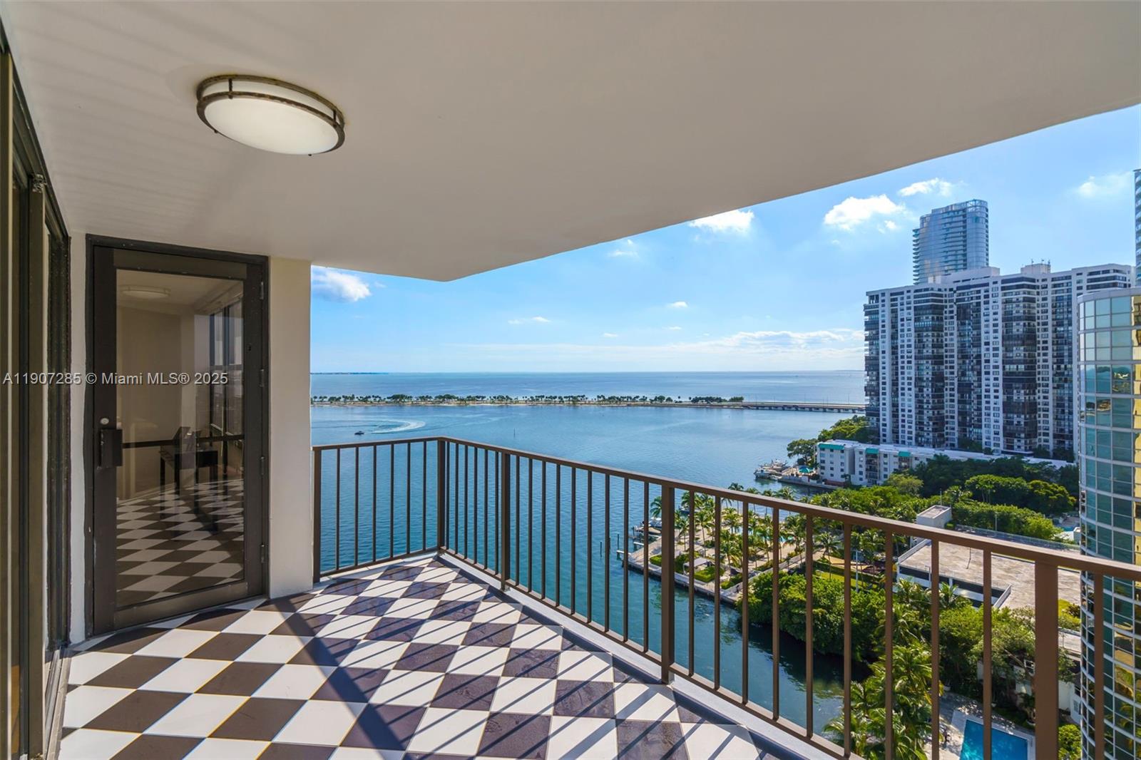 1925 Brickell Ave # 1811, Miami FL 33129