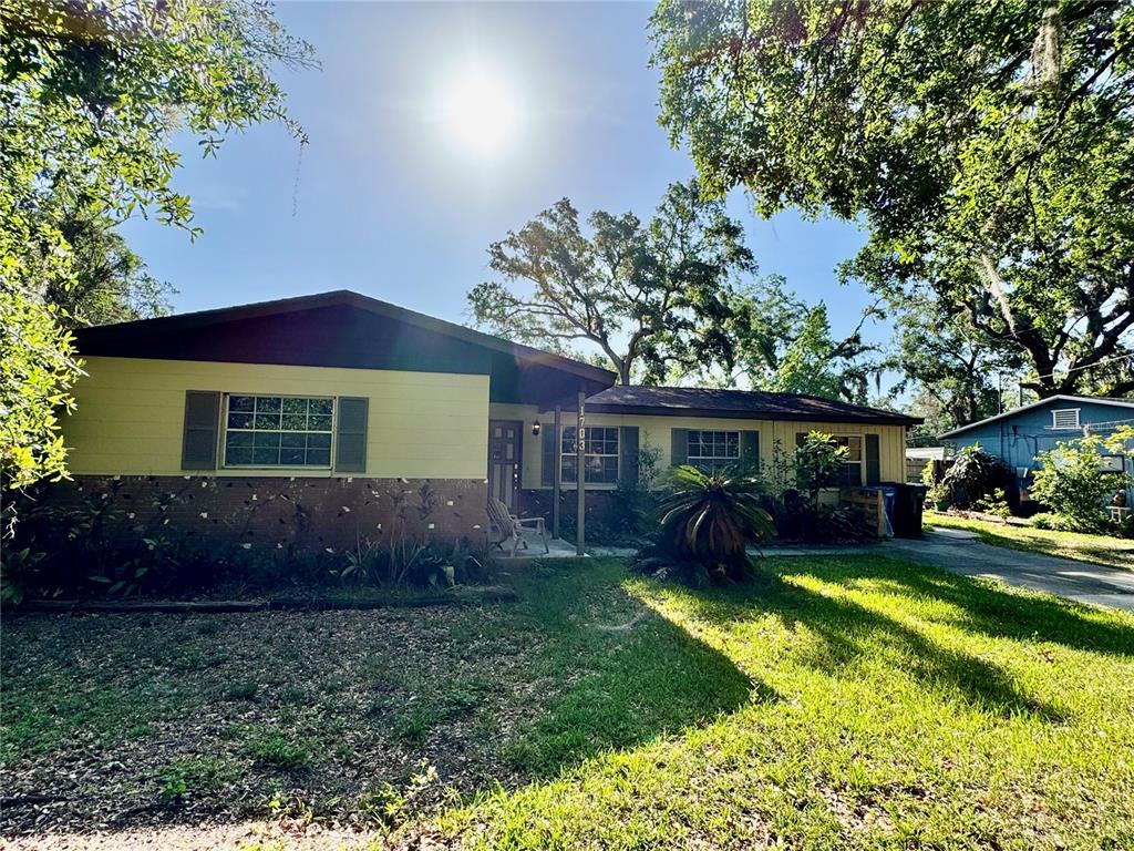 1703 N TAYLOR ROAD, BRANDON, FL — photo 2 of 30
