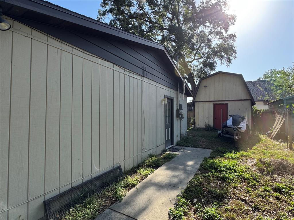 1703 N TAYLOR ROAD, BRANDON, FL — photo 3 of 30