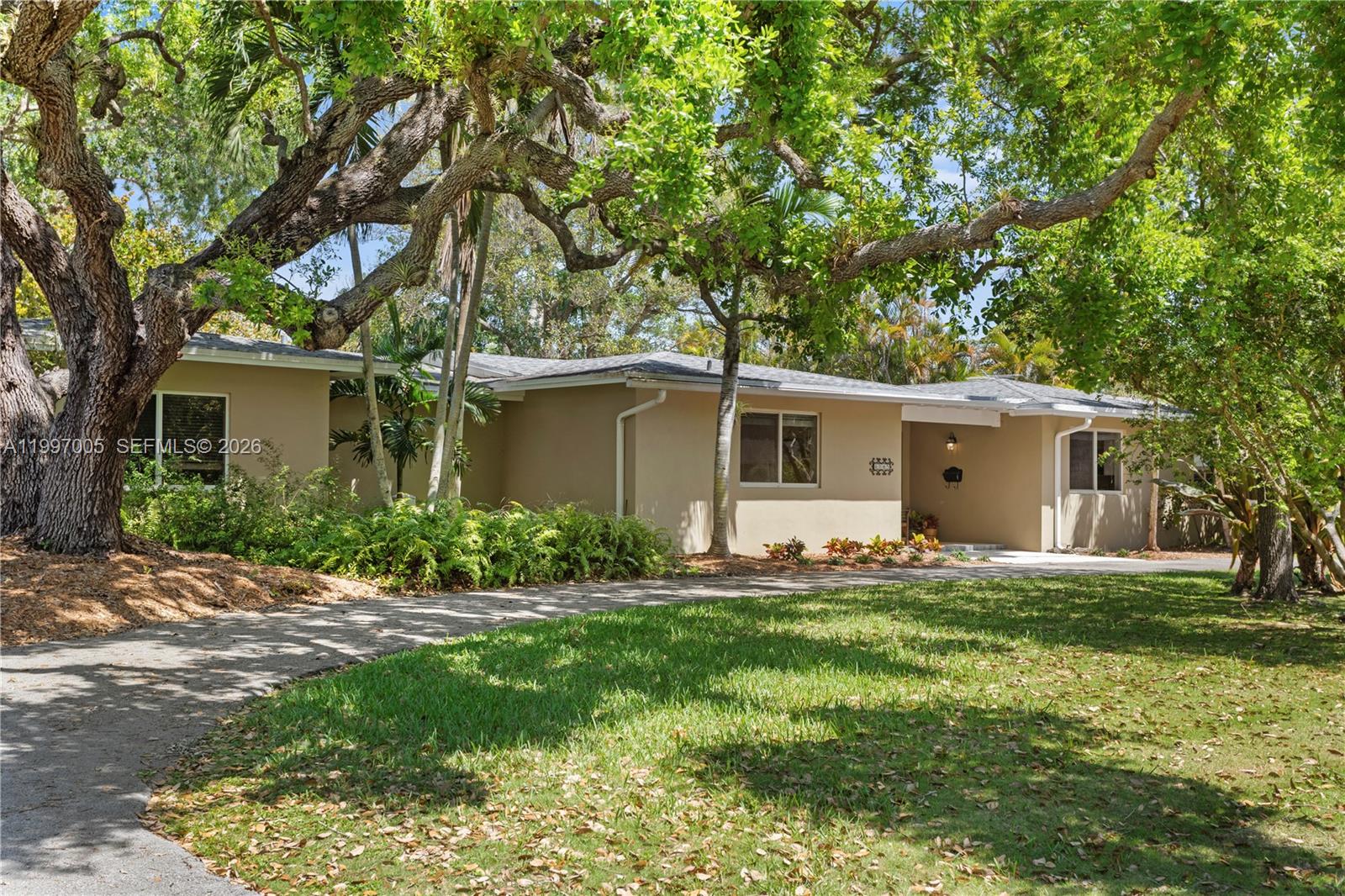 6845 SW 129th Ter, Pinecrest FL 33156