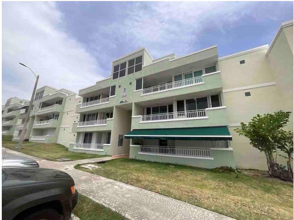 Cond VISTA REAL UNIT 321