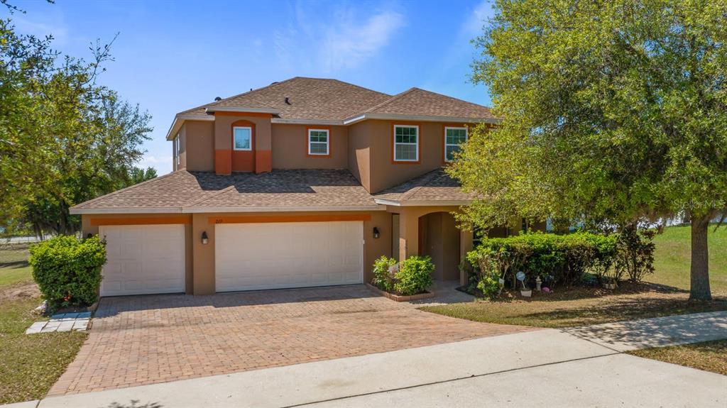 219 BELLA WAY
