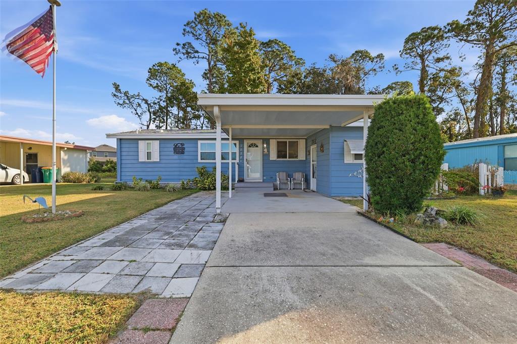 2828 MANATEE ROAD