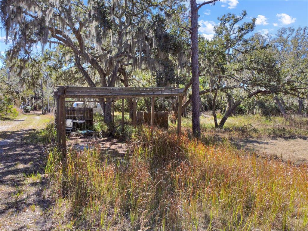 12111 FRED DRIVE, RIVERVIEW, FL — photo 2 of 24