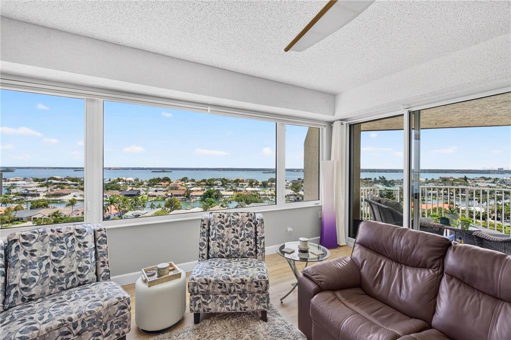736 ISLAND WAY UNIT 1202, CLEARWATER BEACH, FL — photo 5 of 30