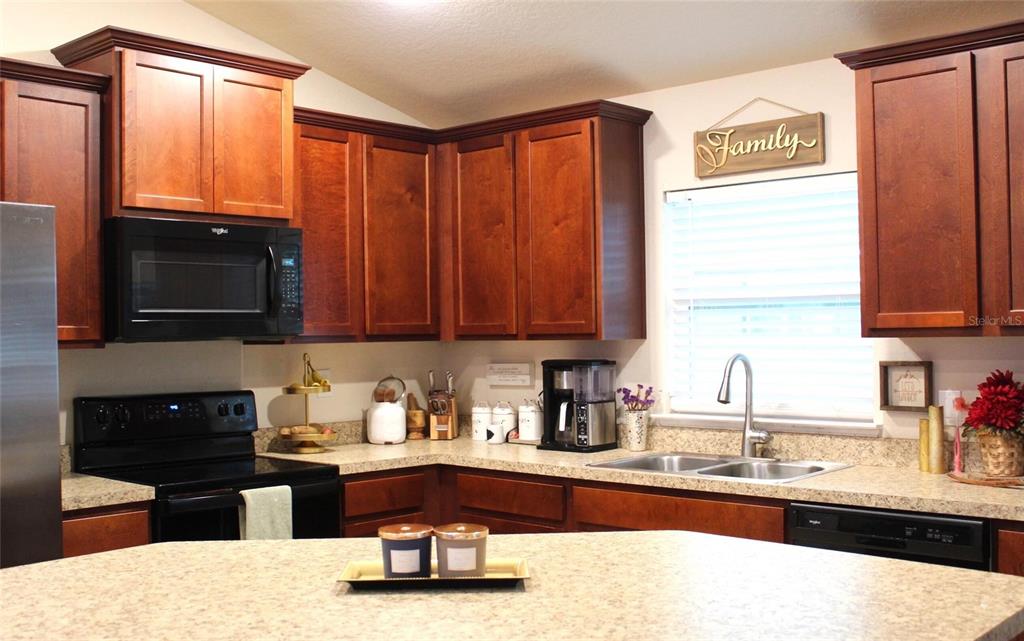 826 LANDMARK HILLS DRIVE, HAINES CITY, FL — photo 3 of 24