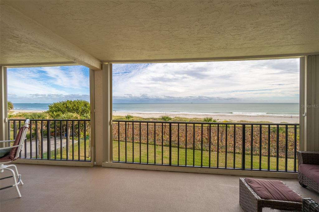 545 GARFIELD AVENUE UNIT 402