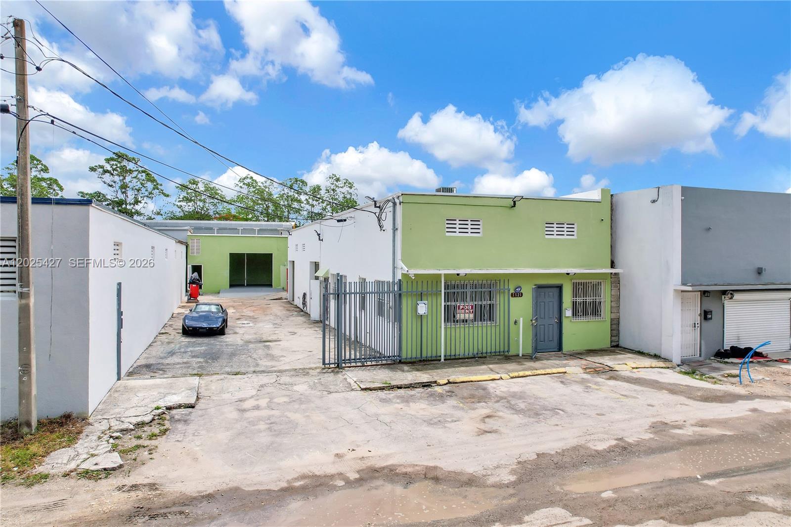 7525 NE 3rd Pl, Miami FL 33138