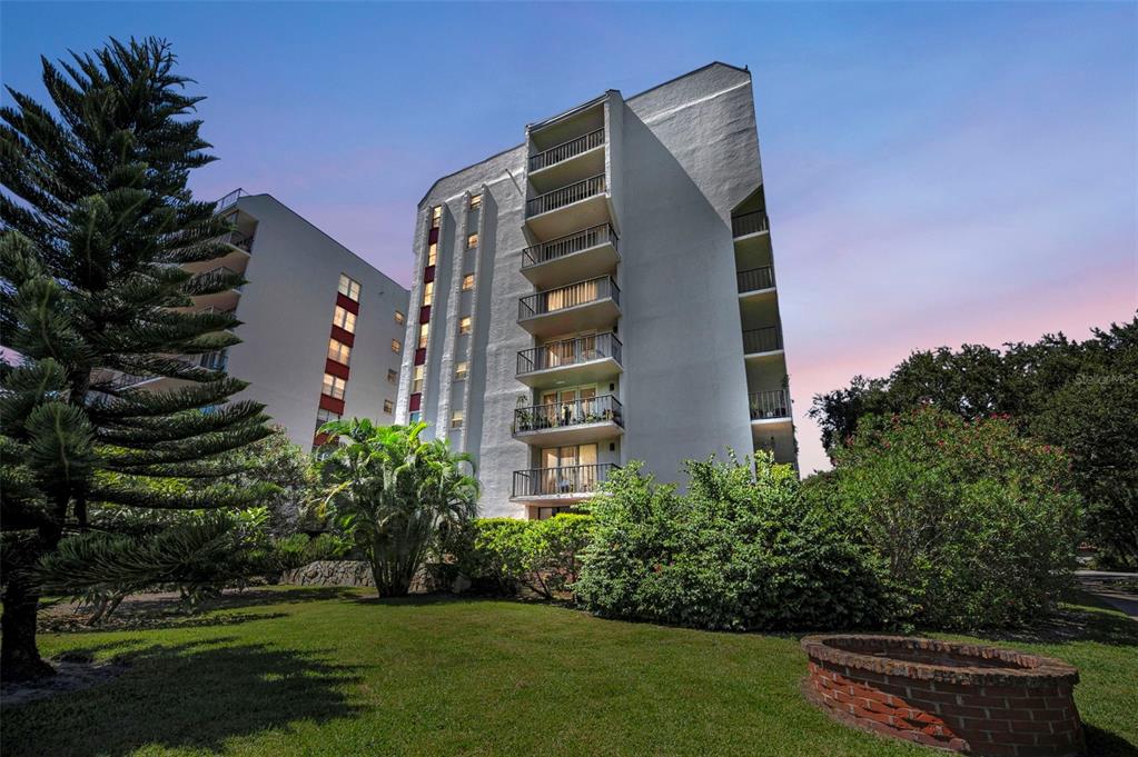 2699 SEVILLE BOULEVARD UNIT 105