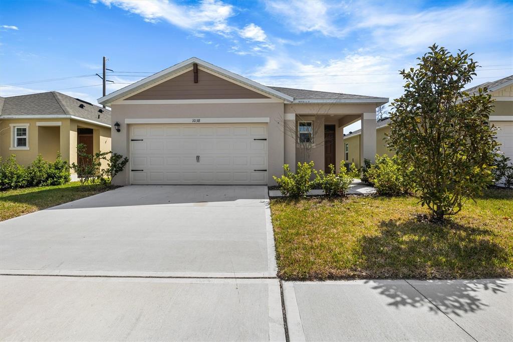 1038 VICTORIA PARC AVENUE
