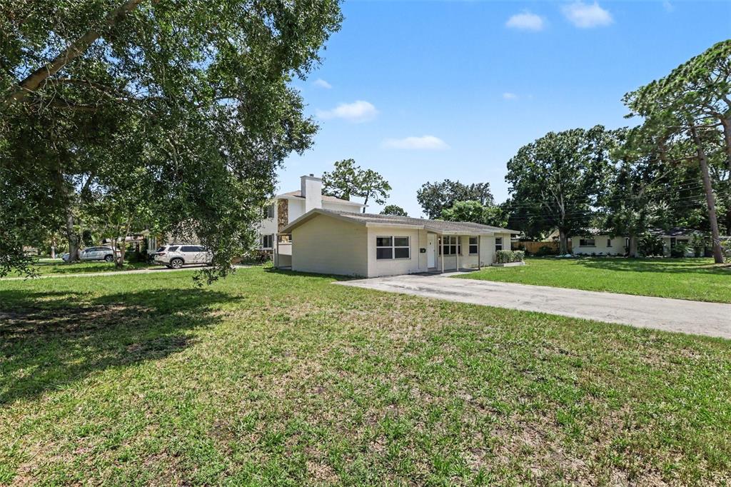 5585 ATLANTIC AVENUE N, ST PETERSBURG, FL — photo 2 of 17