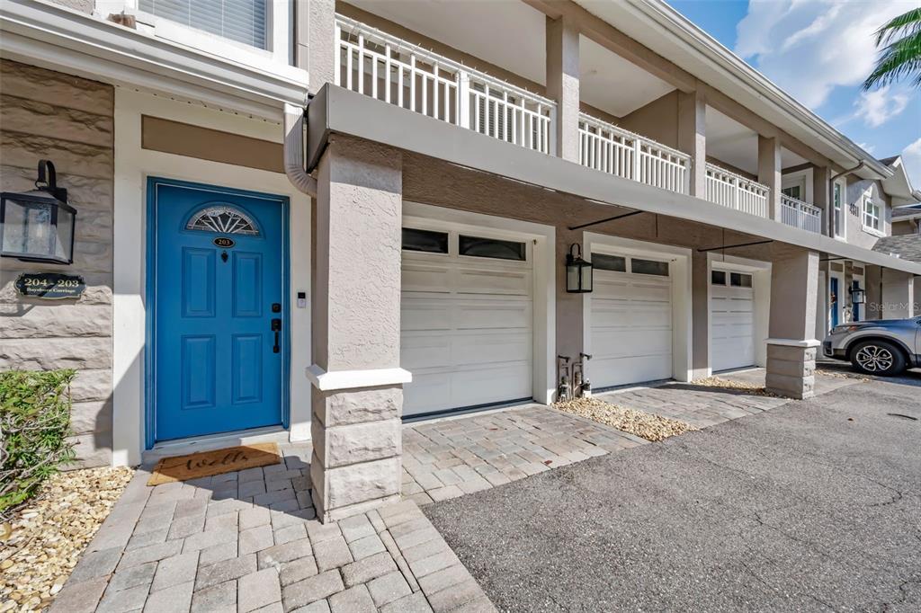 4811 BAYSHORE BOULEVARD UNIT 203